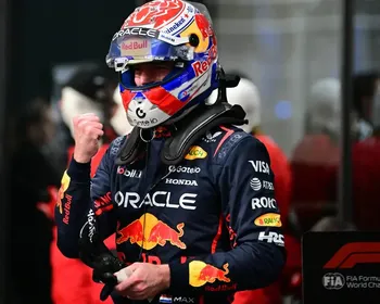 Mercedes recebe sinal verde de Verstappen e prepara avanço em negociações para 2026