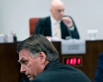 Moraes nega pedido de Bolsonaro para exibir vídeos em interrogatório
