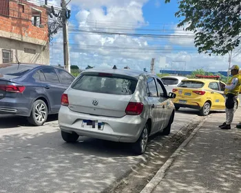Motorista foragido por tráfico é preso durante abordagem veicular no Benedito Bentes