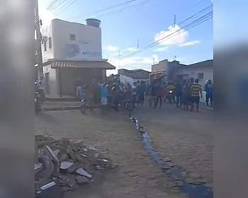 Mulher é assassinada com três tiros na cabeça no centro de Teotônio Vilela
