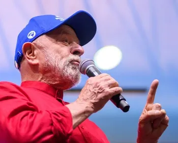 “Não é um gringo que vai dar ordem para este presidente”, diz Lula