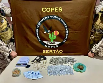 PM apreende quatro armas e drogas durante operações em quatro cidades
