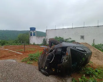 PM morre em acidente após carro capotar em Mata Grande