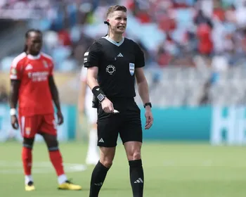 Palmeiras x Botafogo: jogo será apitado pelo "melhor árbitro do mundo"
