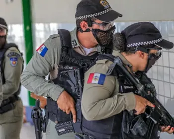 Polícia Militar realiza simulado de ataque a escolas do Cepa