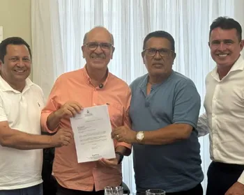 Prefeitura de Penedo concede reajuste salarial a professores