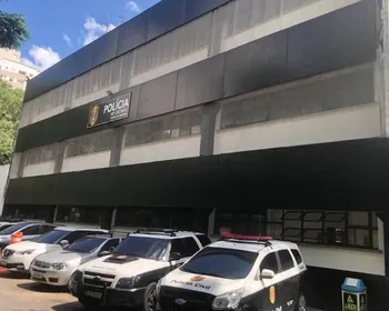 Quadrilha invade mansão no Morumbi, faz reféns e rouba R$ 3 milhões