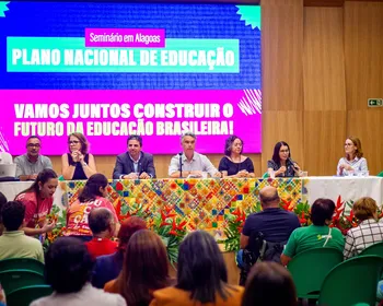 Rafael Brito destaca desafios e avanços durante Seminário Nacional do Novo PNE em Alagoas