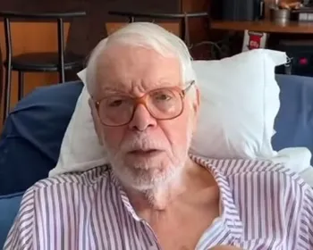 Saiba o estado de saúde de Manoel Carlos após internação