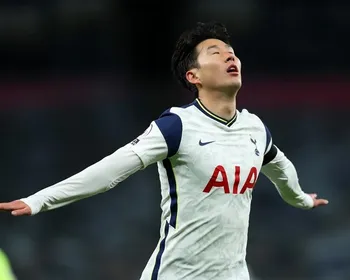 Son pede para deixar Tottenham após 10 anos no clube