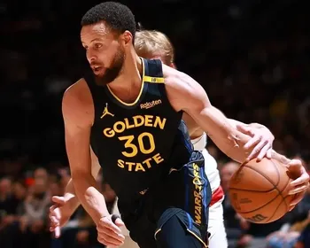 Stephen Curry fala sobre falta de reforços no Golden State Warriors