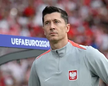 Técnico da Polônia pede demissão, após saída de Lewandowski