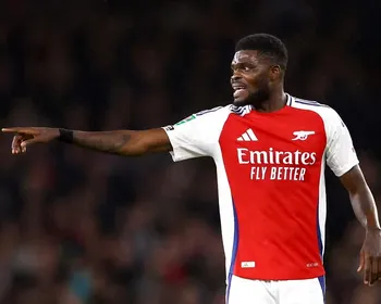 Thomas Partey é indiciado por estupros e assédio sexual