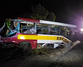 Trabalhos para retirada de ônibus na Serra da Barriga são concluídos