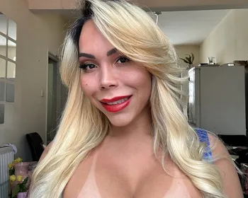 Trans se batiza em igreja evangélica e explica por que não vai destransicionar