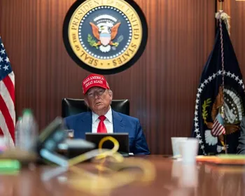 Trump acompanhou ataque ao Irã em sala de situação na Casa Branca