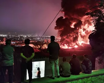 Trump pede evacuação total de Teerã: “Irã não pode ter arma nuclear”