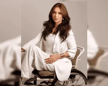 'Um tiro que mudou tudo', diz modelo que ficou paraplégica em assalto