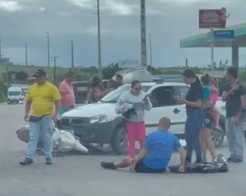 Vídeo: colisão entre motocicleta e carro deixa um ferido em Arapiraca