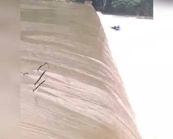 Vídeo mostra momento em que ex-prefeito de Quebrangulo cai de caiaque e se afoga no Rio Paraíba