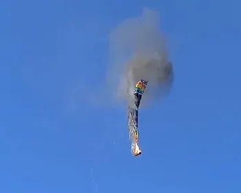 Vídeo mostra passageiros pulando de balão em Santa Catarina