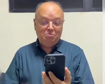 Vídeo: padre da Igreja de São Pedro faz trend e viraliza nas redes sociais