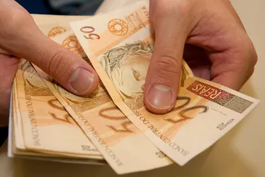 
			
				AL lidera no NE em redução da desigualdade e salta 10 posições em ranking nacional
			
			