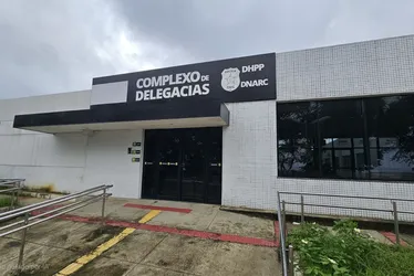 
			
				Polícia abre investigação sobre morte de condenado por matar advogado no lugar de juiz
			
			