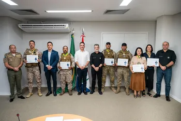 
			
				Agentes da SSP são homenageados com a medalha do mérito
			
			
