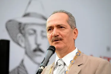 
				Aldo Rebelo ministra palestra sobre política brasileira no Instituto dos Olhos Maceió
			
			