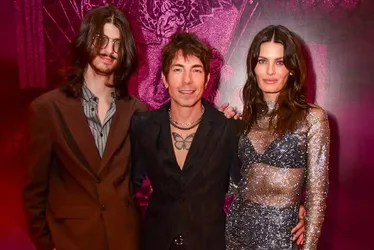 
			
				Altura de filho de Isabeli Fontana e Henri Castelli chama a atenção em festa
			
			