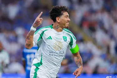 
				Alvo de equipes brasileiras, Roberto Firmino é anunciado por novo clube
			
			