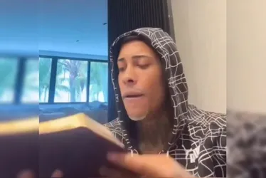 
			
				Após prisão, MC Poze incentiva leitura da bíblia: “Pastor de Israel”
			
			