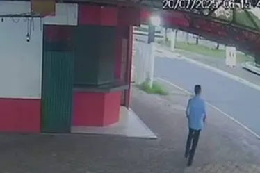 
				Após sair de festa, psicólogo é encontrado morto sem tênis e carteira
			
			