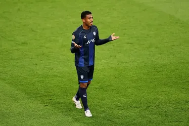 
				Após veto no passado, Renato Gaúcho agora aprova retorno de John Kennedy ao Fluminense
			
			