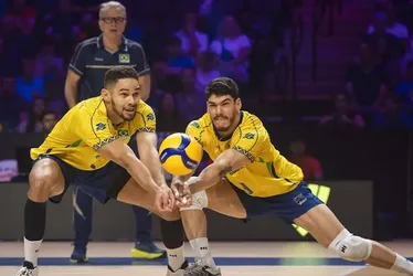 
				Bernardinho define os 14 para Brasil enfrentar China na VNL masculina
			
			