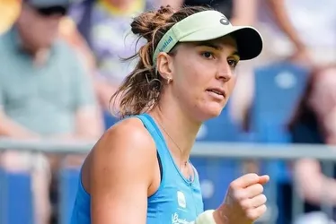 
				Bia Haddad vence no tie-break e vai às quartas em Bad Homburg
			
			