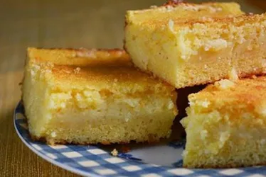 
			
				Bolo de fubá cremoso: faça em casa a delícia junina em menos de 1h
			
			