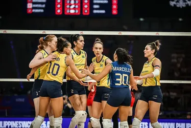 
				Brasil ‘se vinga’ do Japão e enfrenta a Itália na final da VNL feminina
			
			