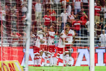 
				CRB 1 x 2 América-MG — Volume sem eficácia e primeira derrota em casa
			
			