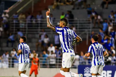 
				CSA 2 x Caxias 3: jogo grande, erros caros e emoção até o fim
			
			