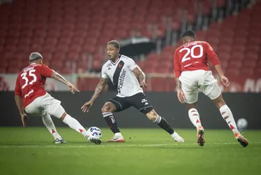 
				CSA enfrenta o Vasco pela Copa do Brasil, tentando superar fase negativa na Série C
			
			