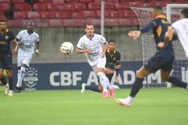 
				CSA joga mal e fica no empate com o lanterna Retrô, em jogo pela Série C: 0x0
			
			