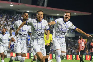 
				'Ansiedade pesou, mas a vaga veio': Lauro Martins exalta raça do CSA e comemora classificação

			