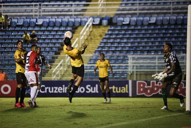 
				CSA recebe Ferroviário no Rei Pelé, em confronto decisivo pela Copa do Nordeste
			
			