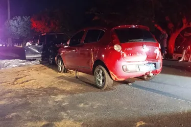   			  				Colisão frontal entre dois veículos deixa um morto e nove feridos em Arapiraca  			  			