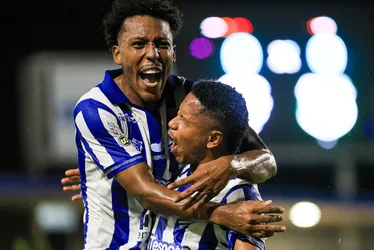 
			
				Com gols de Baianinho e Cachoeira, CSA vence o Floresta pela Série C: 2 a 0
			
			