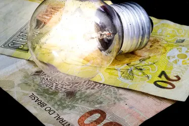 
				Conta de luz ficará mais cara nesta sexta-feira
			
			