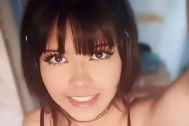 
				Corpo de adolescente de 15 anos esquartejada tinha as iniciais “PCC”
			
			