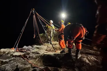 
				Criança que caiu em cânion é encontrada morta após 10 horas
			
			